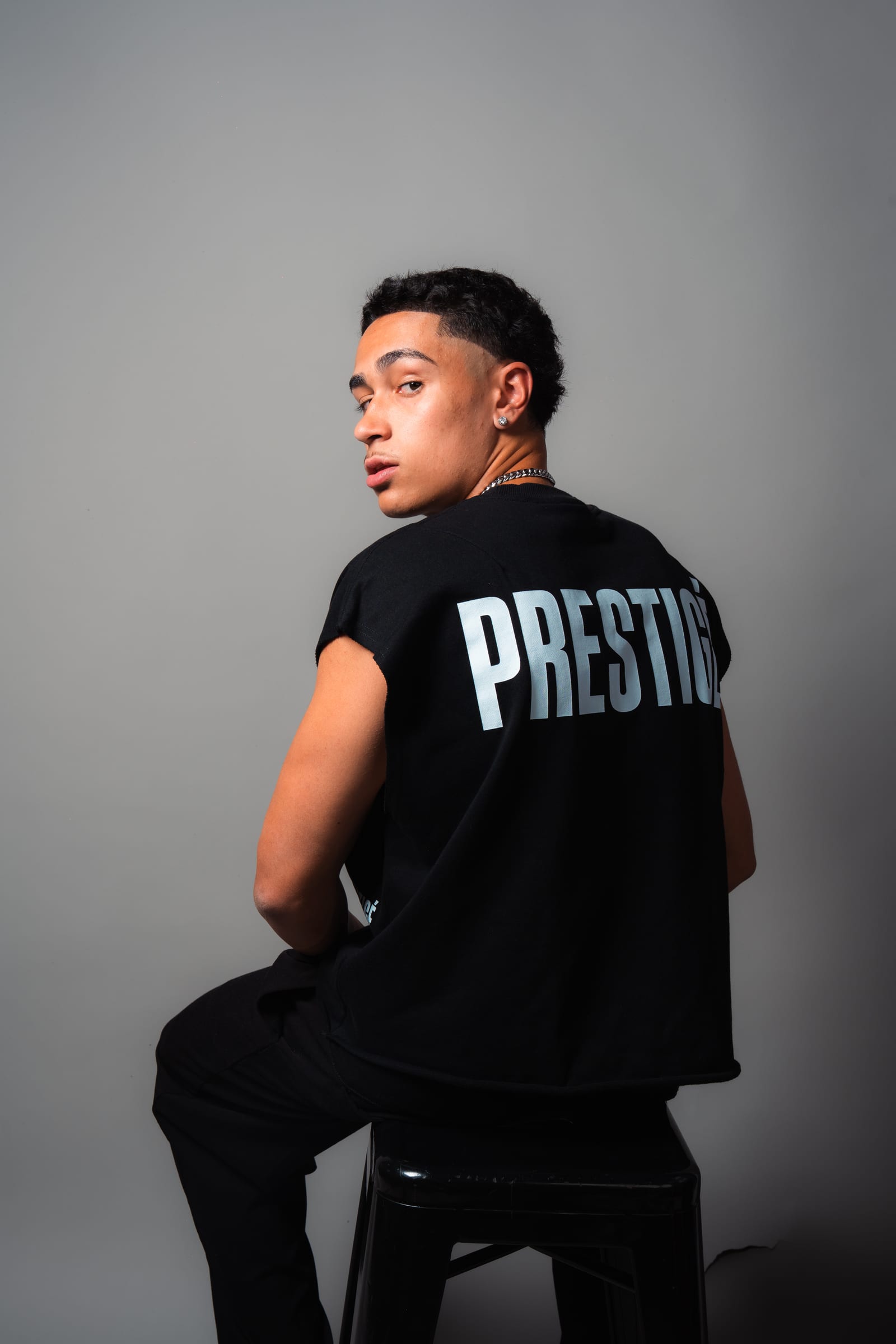 Curved-Hem Tee — view 4